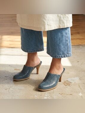 Nine West Blue Croc-Embossed Leather Mules. Size 7.5
